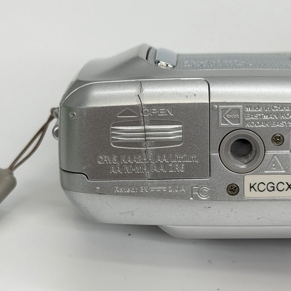 Kodak EasyShare CX7300 Digital Camera 3.2MP Silver Point and Shoot 37mm Lens